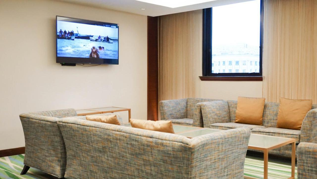 Hione Holiday Hotel Taipei Extérieur photo
