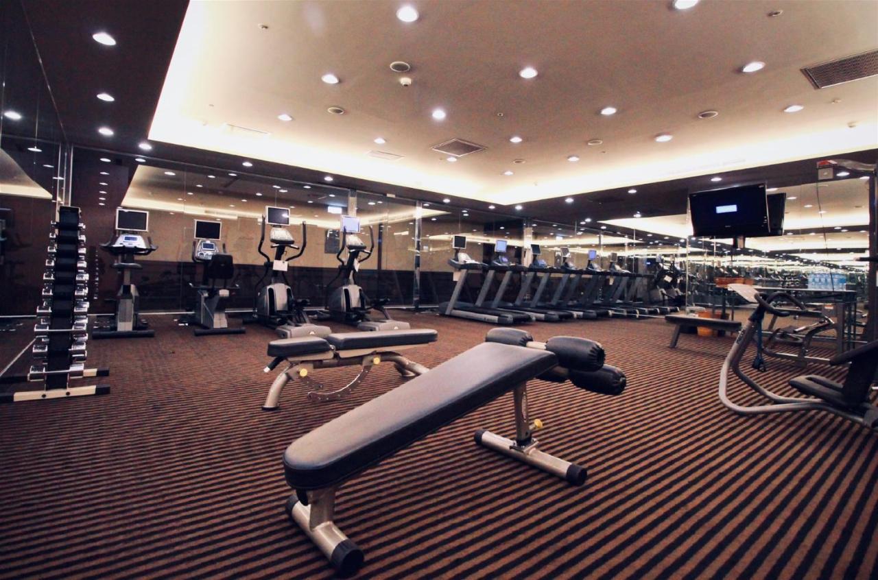 Hione Holiday Hotel Taipei Extérieur photo