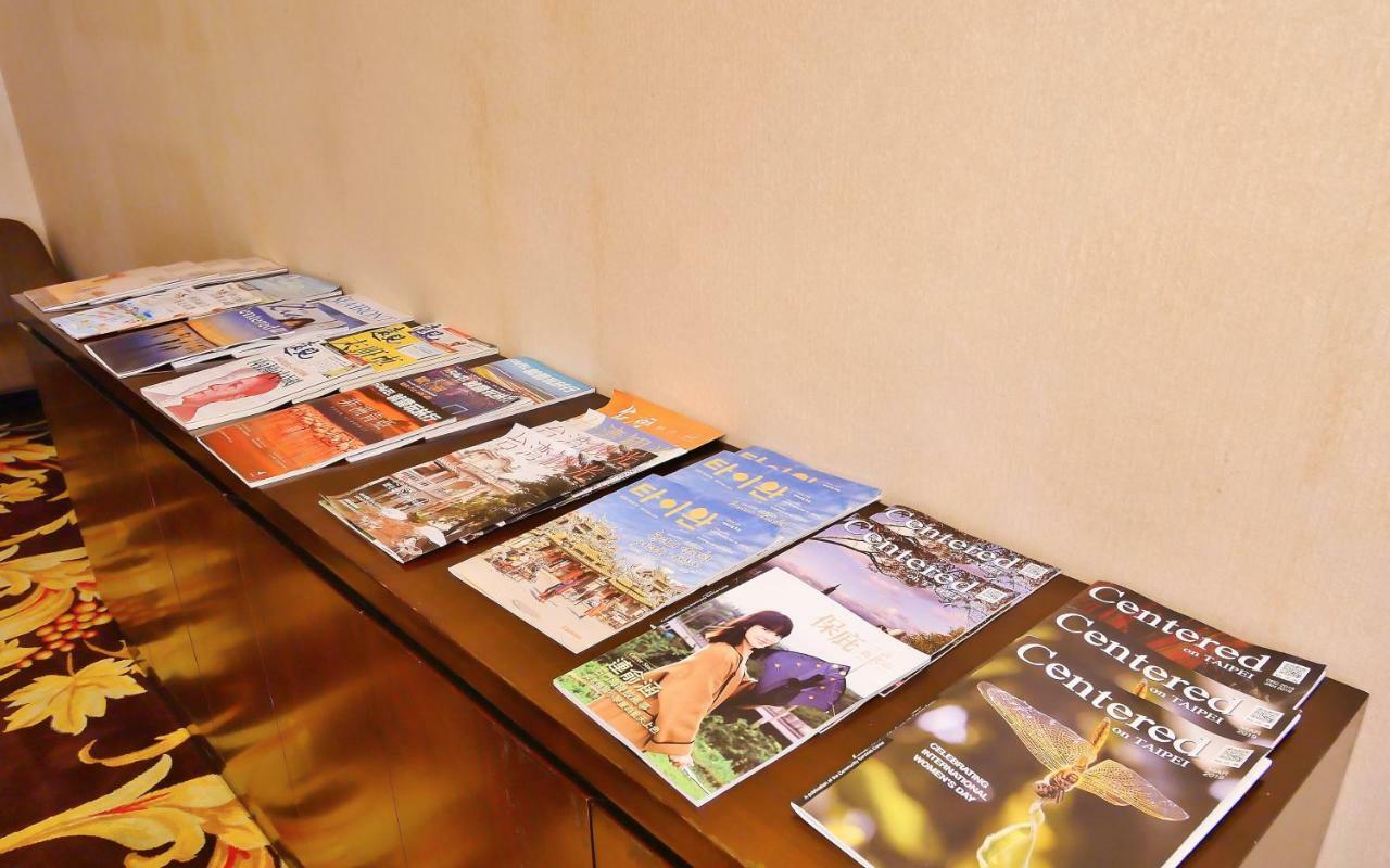 Hione Holiday Hotel Taipei Extérieur photo