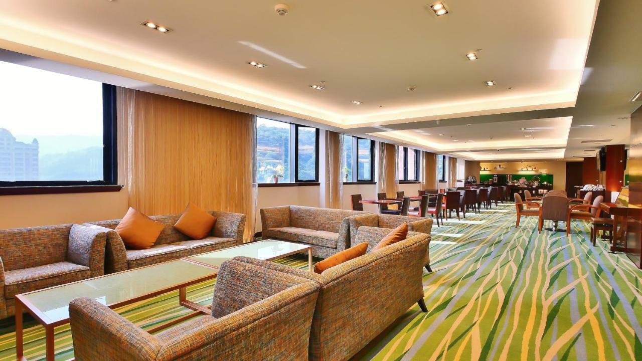 Hione Holiday Hotel Taipei Extérieur photo