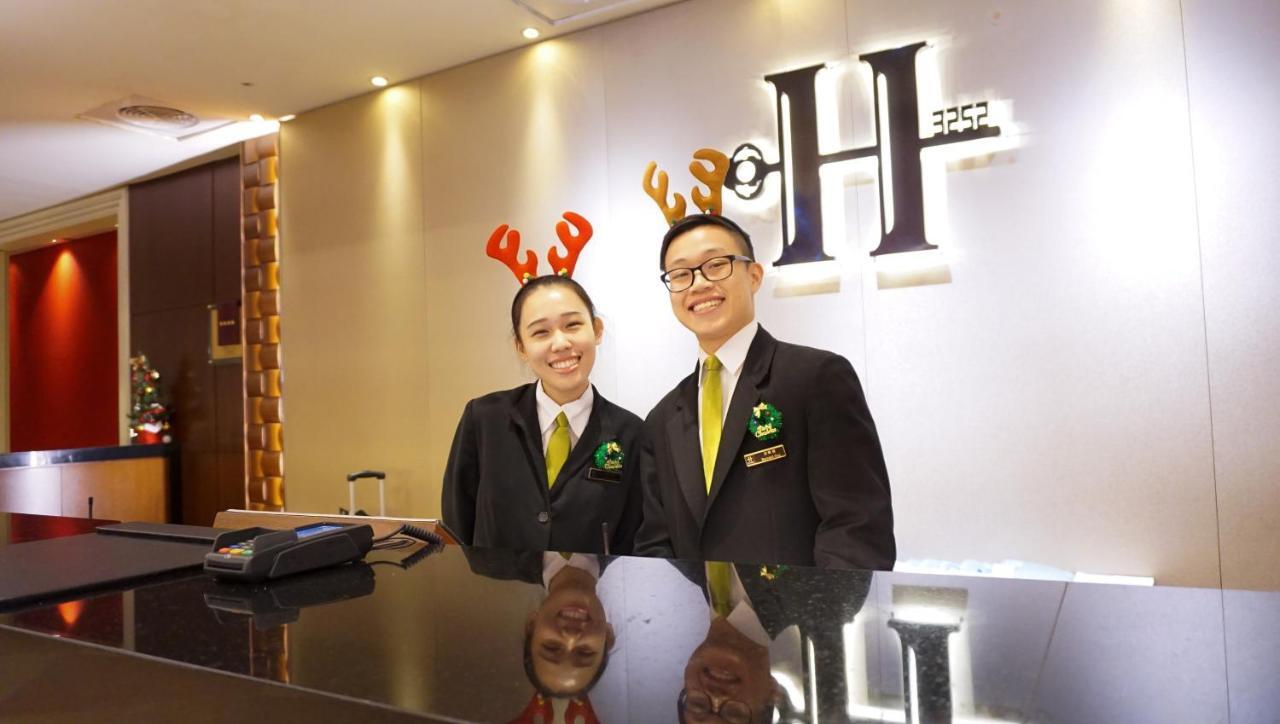 Hione Holiday Hotel Taipei Extérieur photo